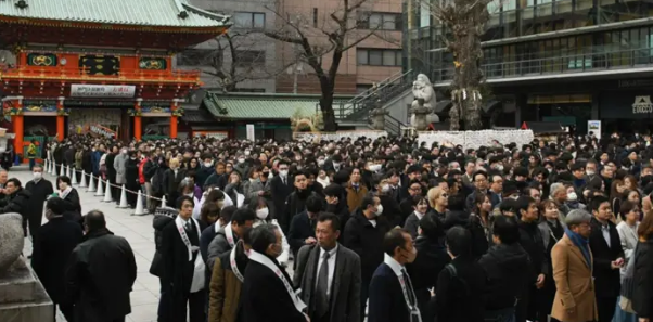 Japan’s bond widows are finally having their day Japan’s bond widows are finally having their day