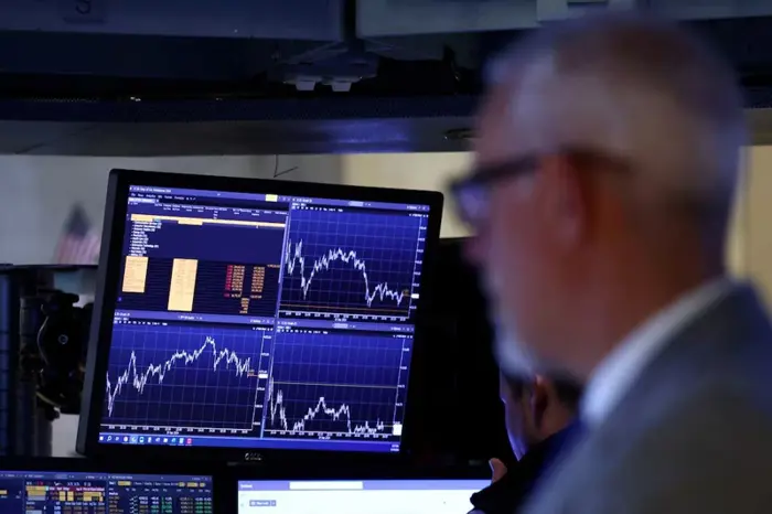 Sinking US equity risk premium rings alarms Sinking US equity risk premium rings alarms